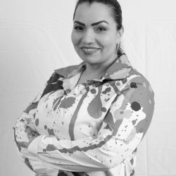 K├ítia Kiyota